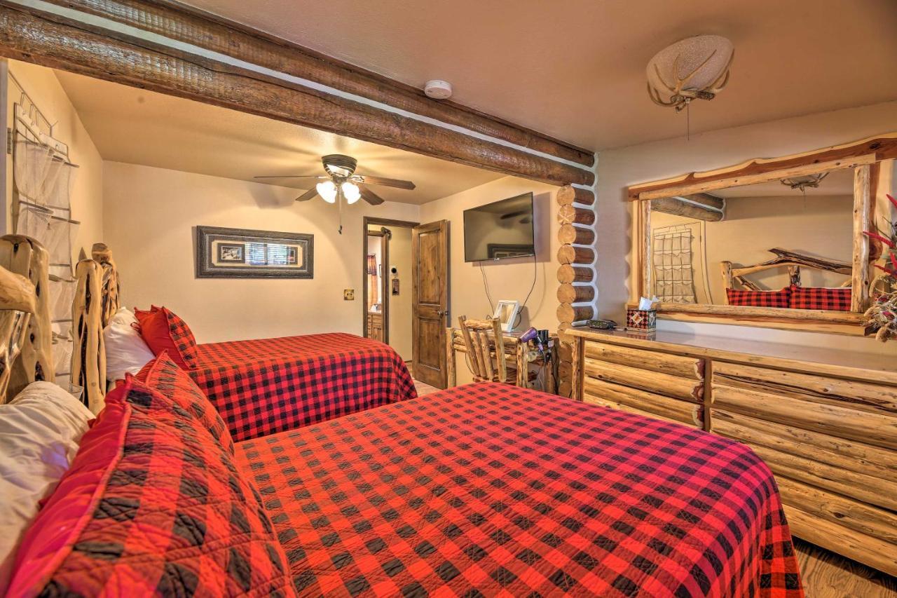 Rustic Lakeside Cabin - Family And Pet Friendly! ไพน์ท็อป-เลคไซด์ ภายนอก รูปภาพ